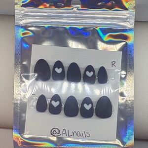 Navy Heart Nail Set